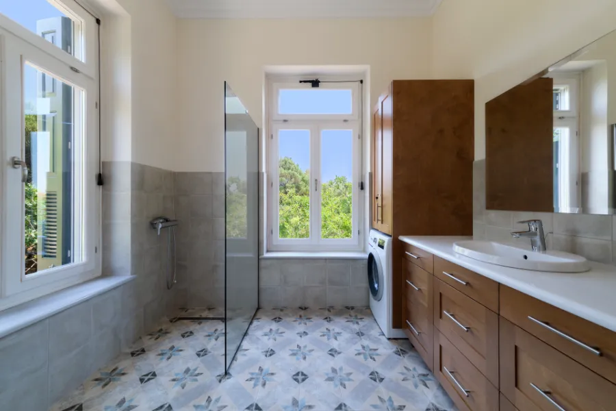 Walk-In Shower — Villa Notos Lesvos